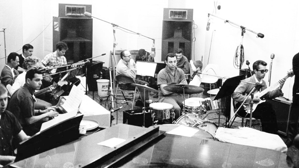 First photo of The Wrecking Crew as shown on the Reeves Motal Piano and Synthesizer Music Website